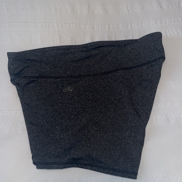 🩶FILA Athletic Shorts Women’s size Large - Picture 6 of 8